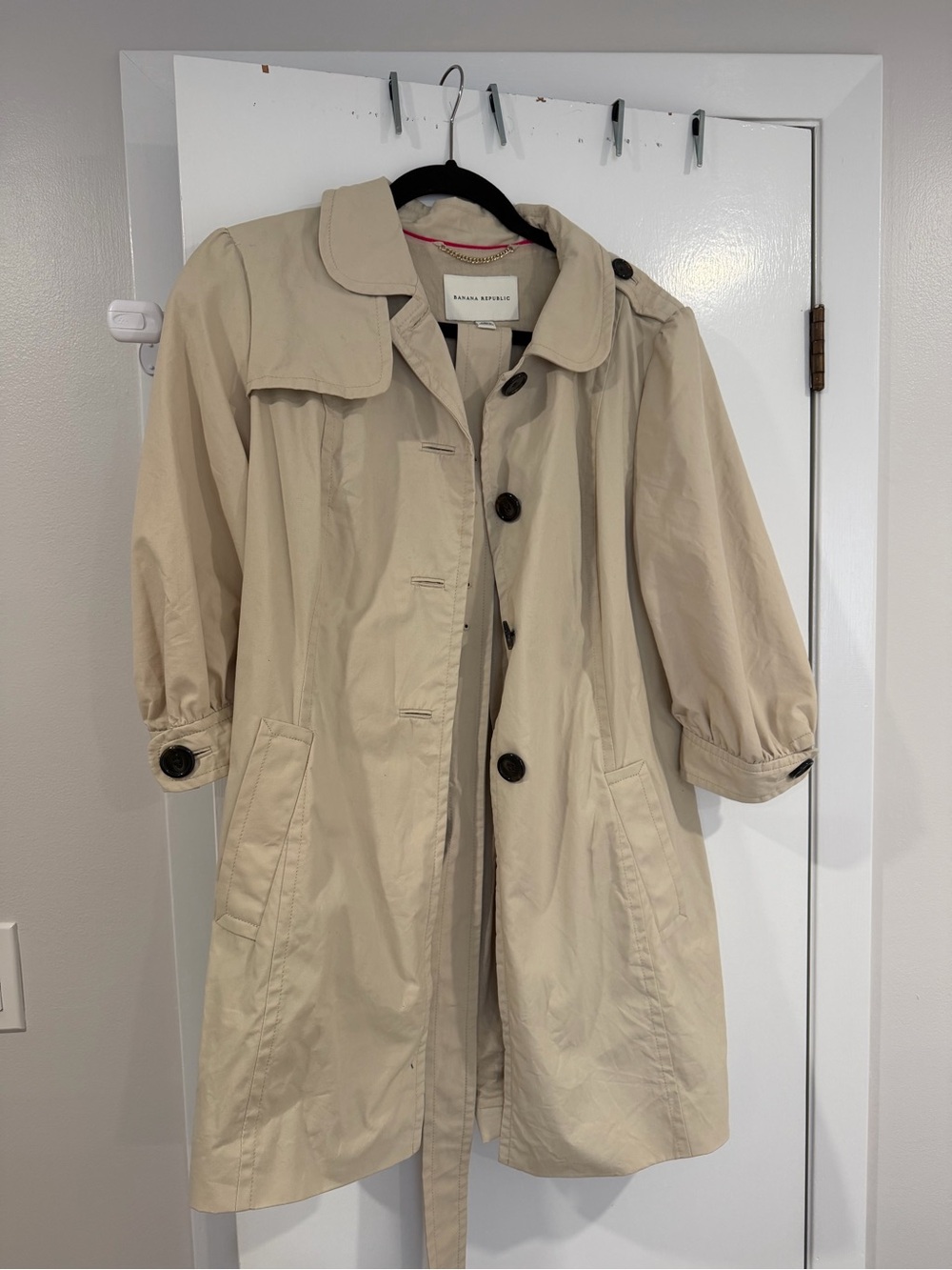 Banana Republic Cream Trench Coat with Dark Button Accents